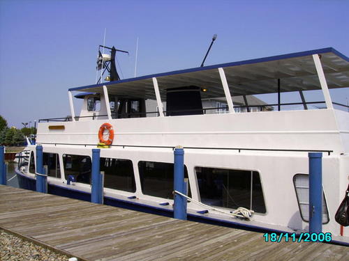 ./Gallery/2011 40th Anniv. Boat Ride/SANY0114.jpg